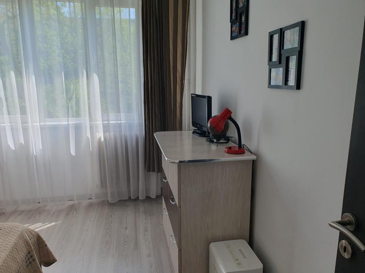 Inchiriere - 2 camere - Dr Taberei -Timisoara Romancierilor 2/ 4 - decomandat - 8