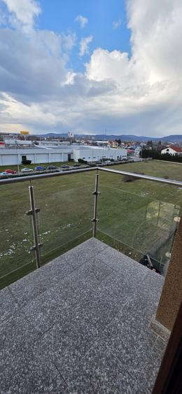 Apartament 2 camere, zona excelenta, parcare privata - 14