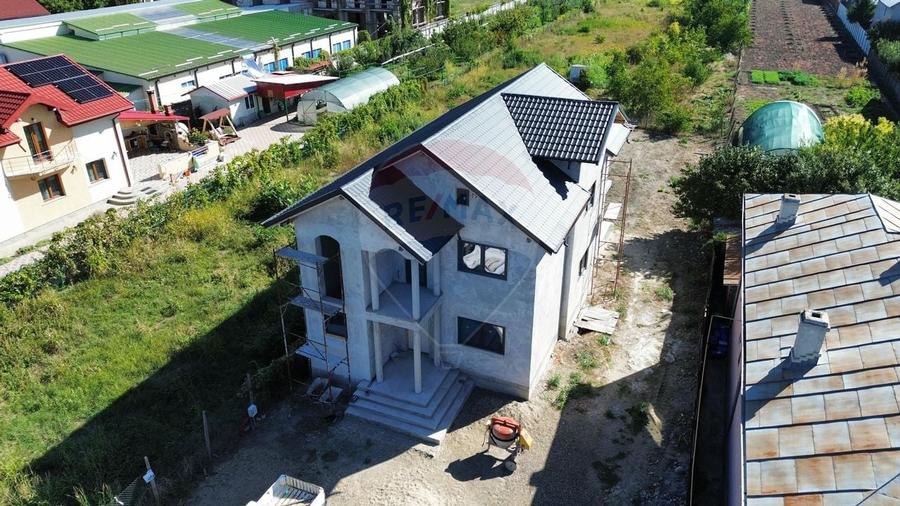 Casa / Vila 5 camere Fundatura Magura - 1