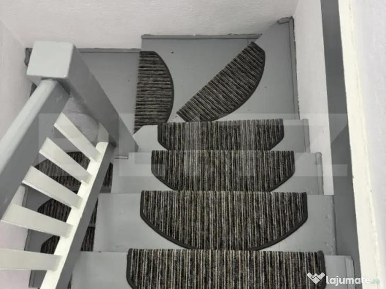 Casa de vanzare, 8 camere, 263 mp + 400 mp teren, in Cam - 11