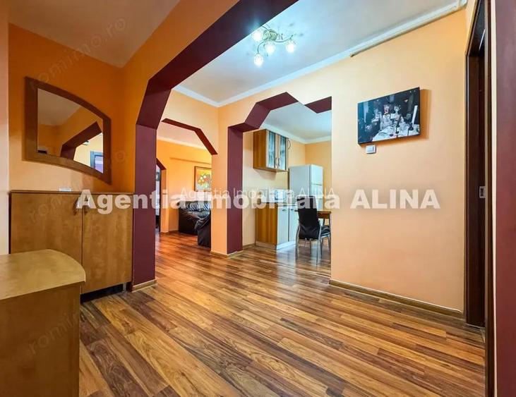 Ap. 3 camere in Deva, zona ultracentrala, Bld. Iuliu Maniu, 67 mp, etaj 3, mobilat si utilat.