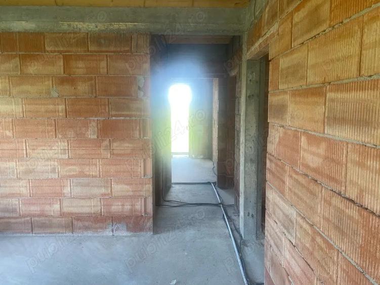 vand casa individula 3 camere baie bucatarie plus tereasa zona sintesti - 5