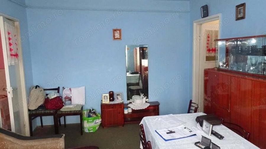 Vand apartament 2 camere in Deva, zona Al. Constructorilor, suprafata utila 46, 48 mp + balconul - 12