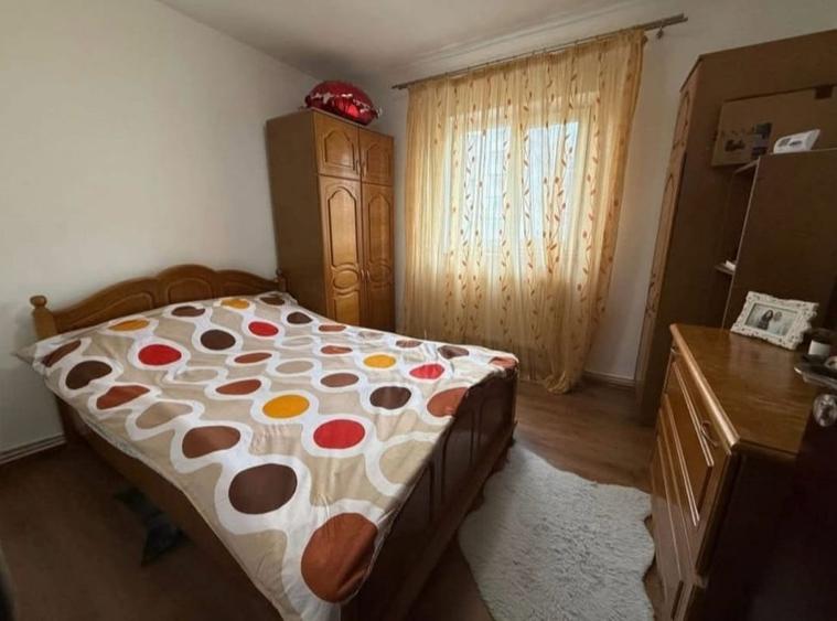 Apartament 2 camere, decomandat, zona Pacurari- Alpha Bank - 1