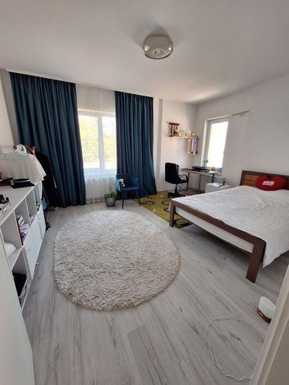 Se vinde Apartament 2 camere - 8