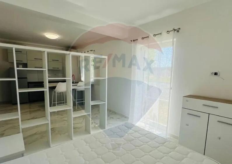 Garsoniera cu curte in bloc nou - Pet Friendly - 4