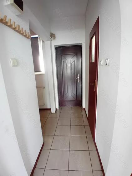 Garsoniera de inchiriat, zona centrala. - 14