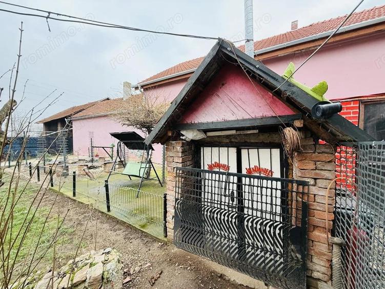 Casa cocheta - Cartierul Episcopia Bihor - IMOBIHOR -109.900 - 8