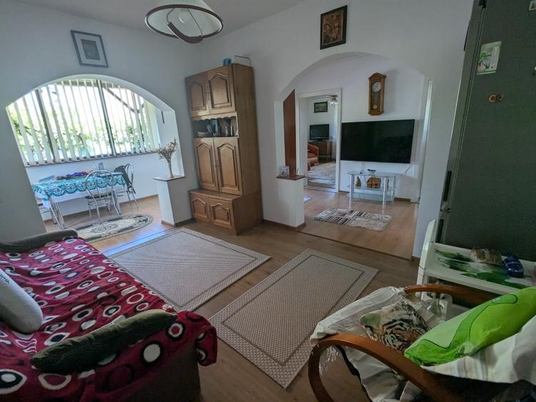 Casă individuală cu 3 camere cu Teren 250 Mp în Gojdu