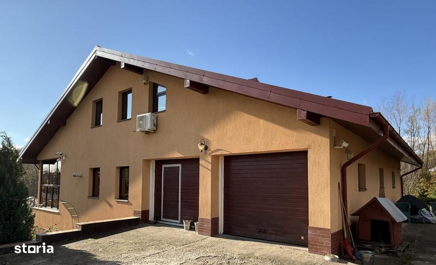 Vand vila si 8807mp teren in Gura Vaii- la 12 km de Piatra Neamt - 3