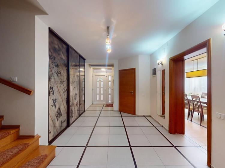 Vila Exclusivista cu Piscina, Panouri Solare si Sala de Fitness - 0% COMISION - 4