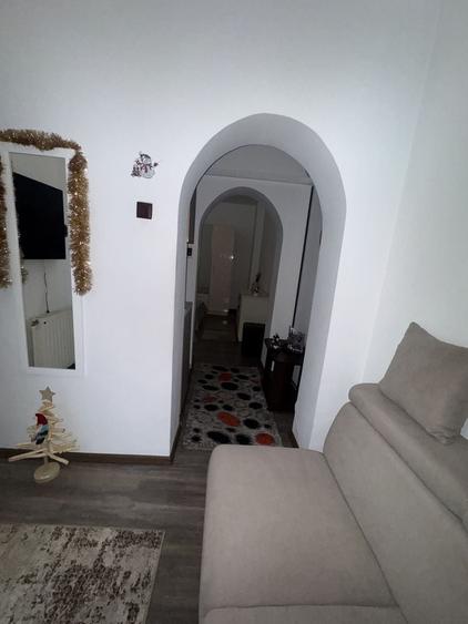 Casa cu potențial - Victoriei - 6