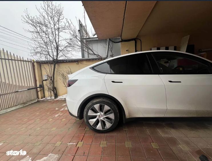 Casa de vanzare/ Ilfov- Afumati/ 8 camere - 2