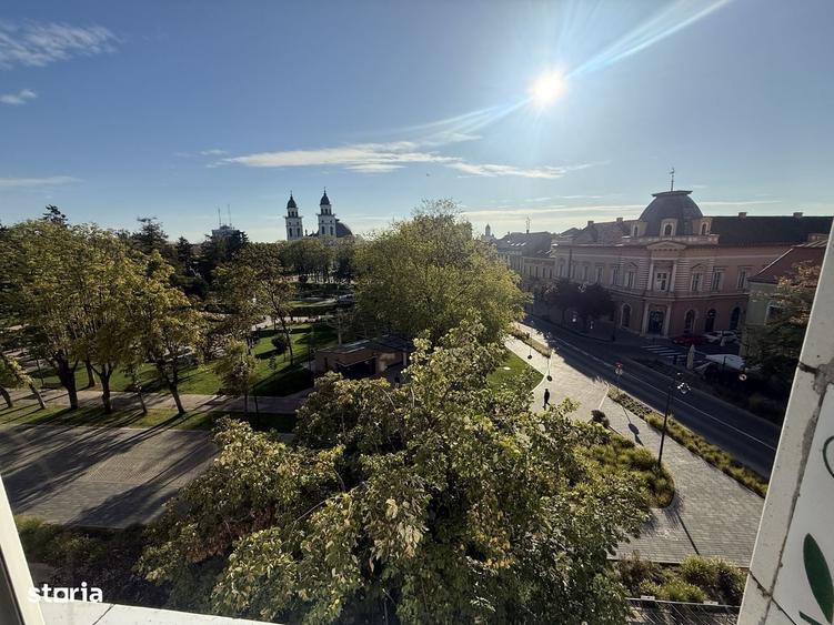 Apartament cu 2 camere decomandat în Exterior Vest