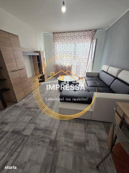 Se inchiriaza apartament 2 camere 290euro etaj 3 - 8