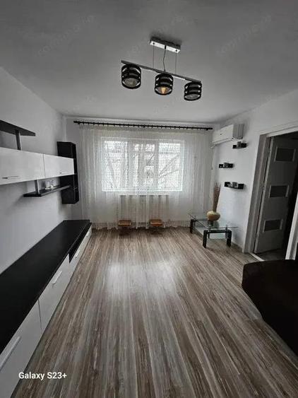 Apartament 2 camere Casa De Cultura - 4