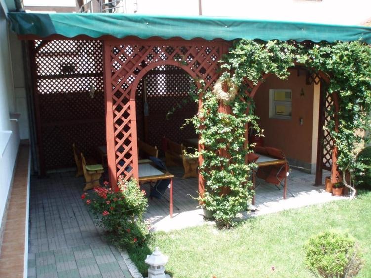 EFORIE SUD | PENSIUNE 15 CAMERE | 200M DE PLAJA - 9