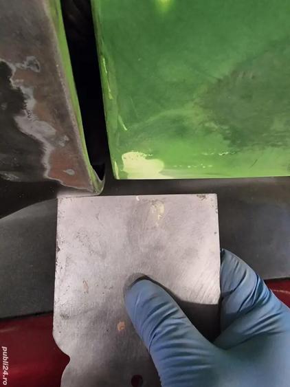 A 38 Proprietarul vinde 2 case cu 510 mp teren in ?erbane?ti Bacau - 2