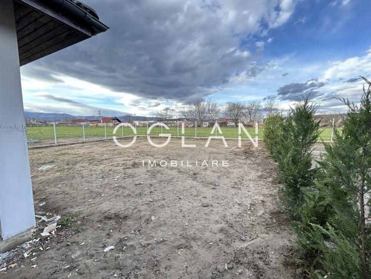 Casa tip duplex , curte libera 340 mp, Cristian - 12