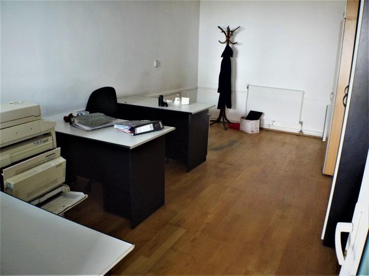 Cladire multifunctionala, amenajata si dotata. - 9