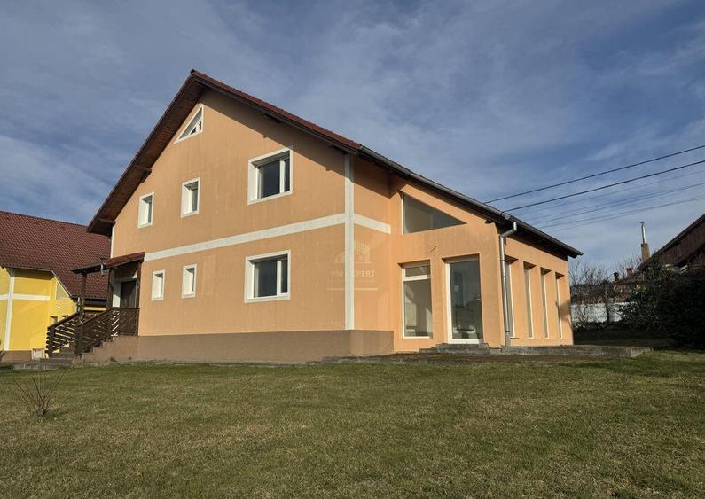 VILA 5 CAMERE,TEREN 560 MP, CAMPULUNG, ARGES - 11