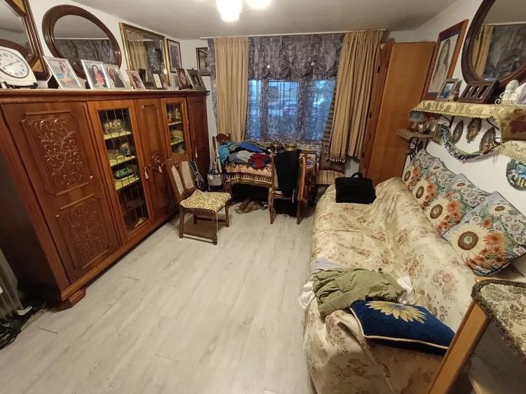 APARTAMENT-4 CAMERE-DECOMANDAT-DACIA - 3