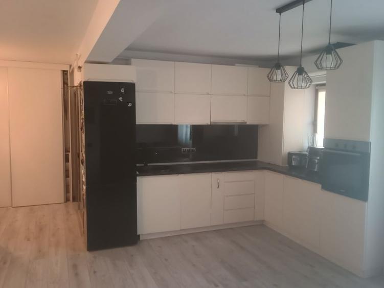 Apartament 3 camere str. Sub Cetate - 15