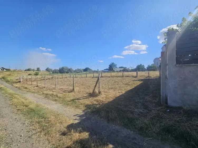 ZONA BALTAG- TEREN INTRAVILAN ,SUPRAFATA 375 MP - 1