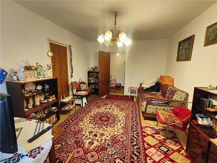 Apartament 2 camere Titan Potcoava - 2