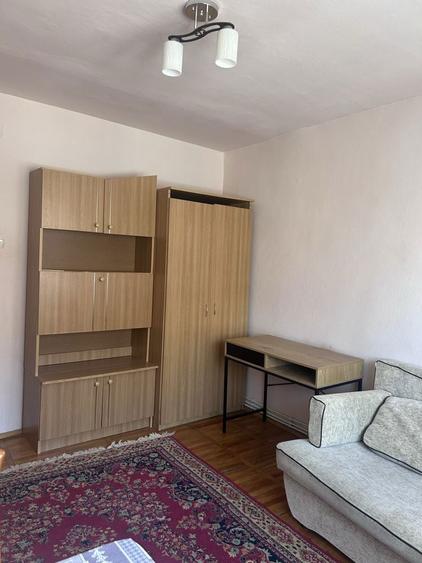 Apartament de inchiriat, 2 camere, decomandat, zona Cetate - 8