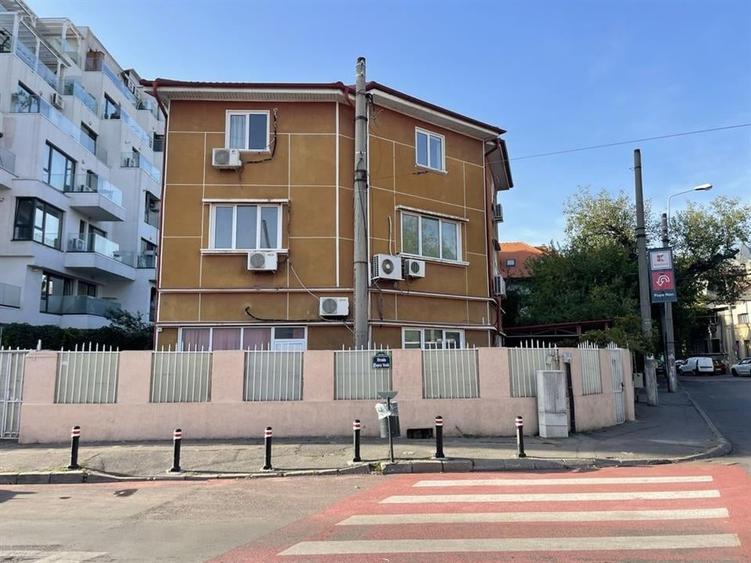 Vanzare vila zona Calea Calarasilor - Traian |  teren 444 mp | - 1
