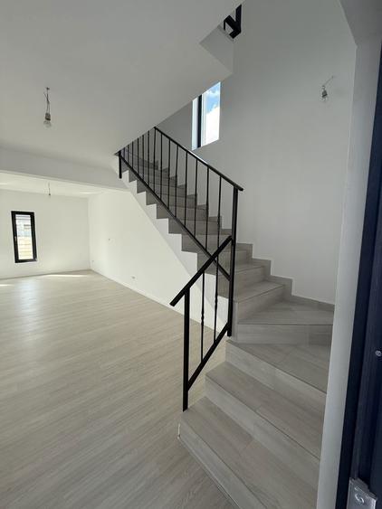 Casa de vanzare la cheie - 7