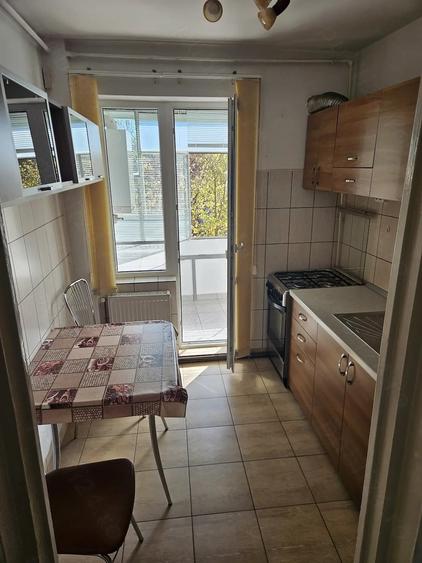 Apartament cu 2 camere decomandat în Tudor
