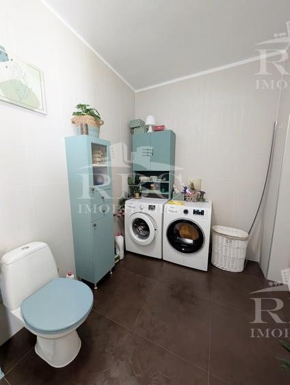 Casa cuplata finisata cu teren 300 mp Floresti str. Narciselor - 23