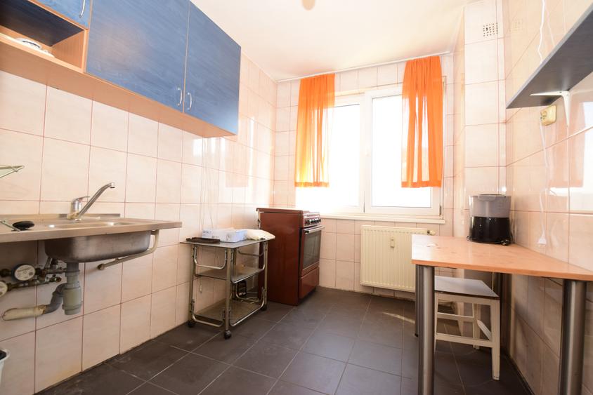 Decomandat, Ion Berindei - Doamna Ghica - 6