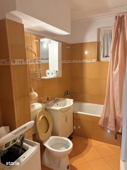 Apartament cu 3 camere în 22 Decembrie 1989