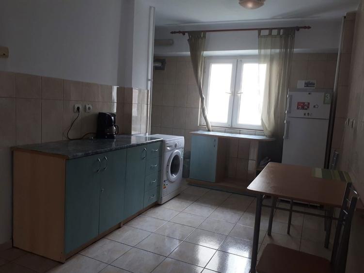 Apartament cu 3 camere decomandat în Alba Iulia