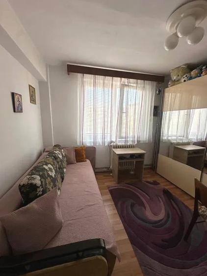 Apartament cu 2 camere decomandat, mobilat în Aiud