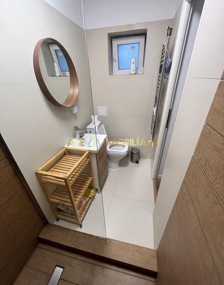 Apartament cu 3 camere decomandat, mobilat în Gorjului