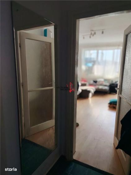 Apartament cu 2 camere semidecomandat în Iancului