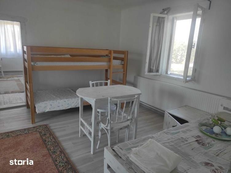 Casă cu 3 camere cu Teren 120 Mp în Moldovenești