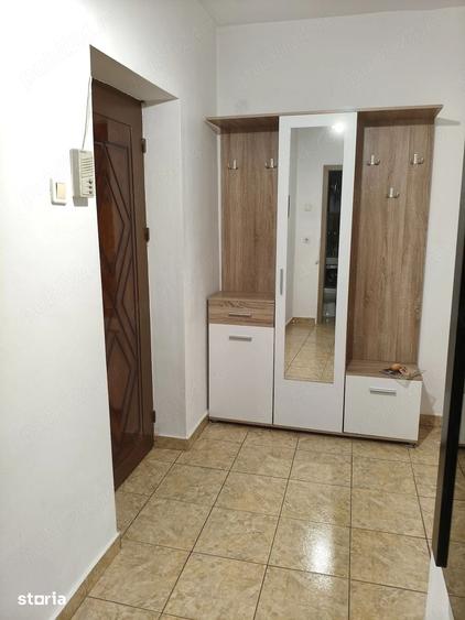Garsonieră decomandată în Podu Roș