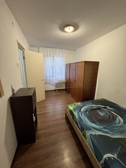 Apartament cu 2 camere semidecomandat în Malu Roșu