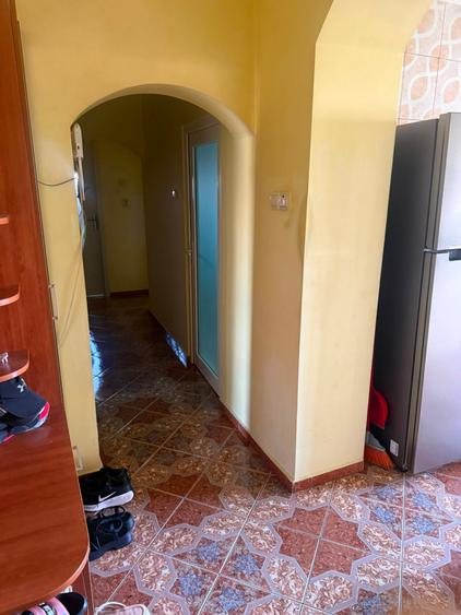 Apartament cu 3 camere decomandat în Alexandru Obregia