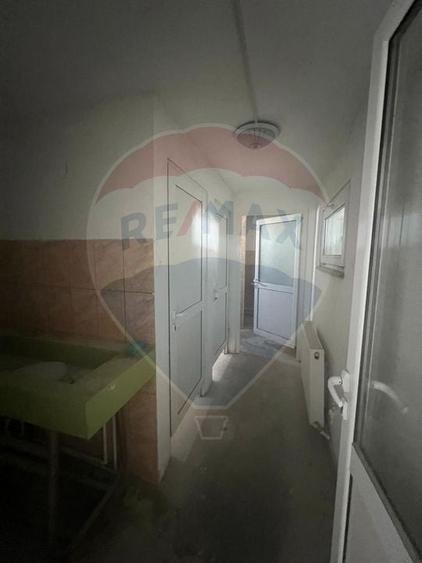 Spațiu industrial, de 740 mp, în Vânători
