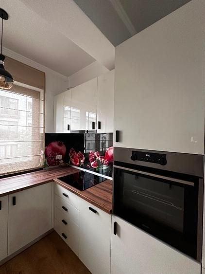 Apartament cu 3 camere semidecomandat, mobilat în Domenii