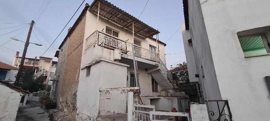 Casă cu Teren 30 Mp în Central