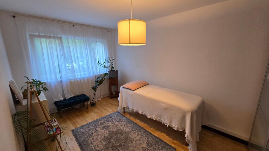 Apartament cu 3 camere decomandat în Titan
