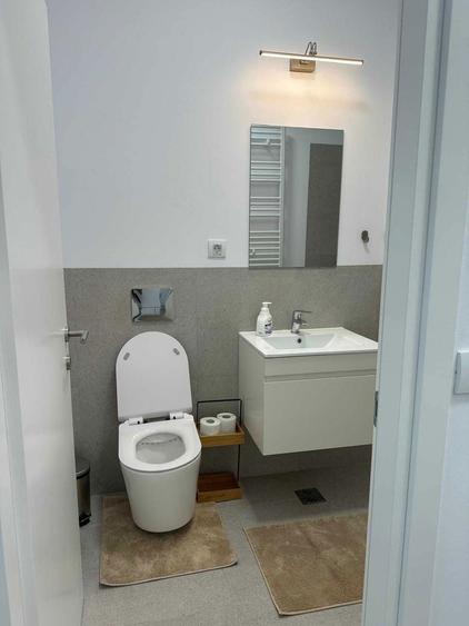 Inchiriez apartament 2 camere + parcare Silk District - 1