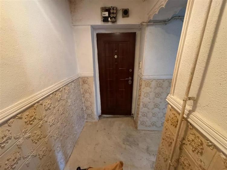 Apartament 3 camere, 70mp, etaj 4/4 cu acoperis, zona Casa de Cultura - 10